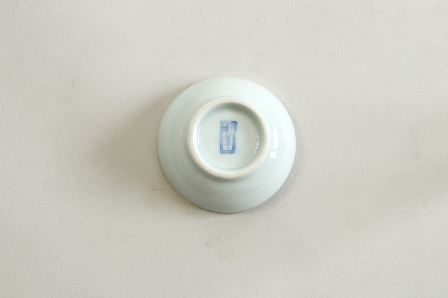 3102-0024 有田焼 華山窯 銀彩赤水玉