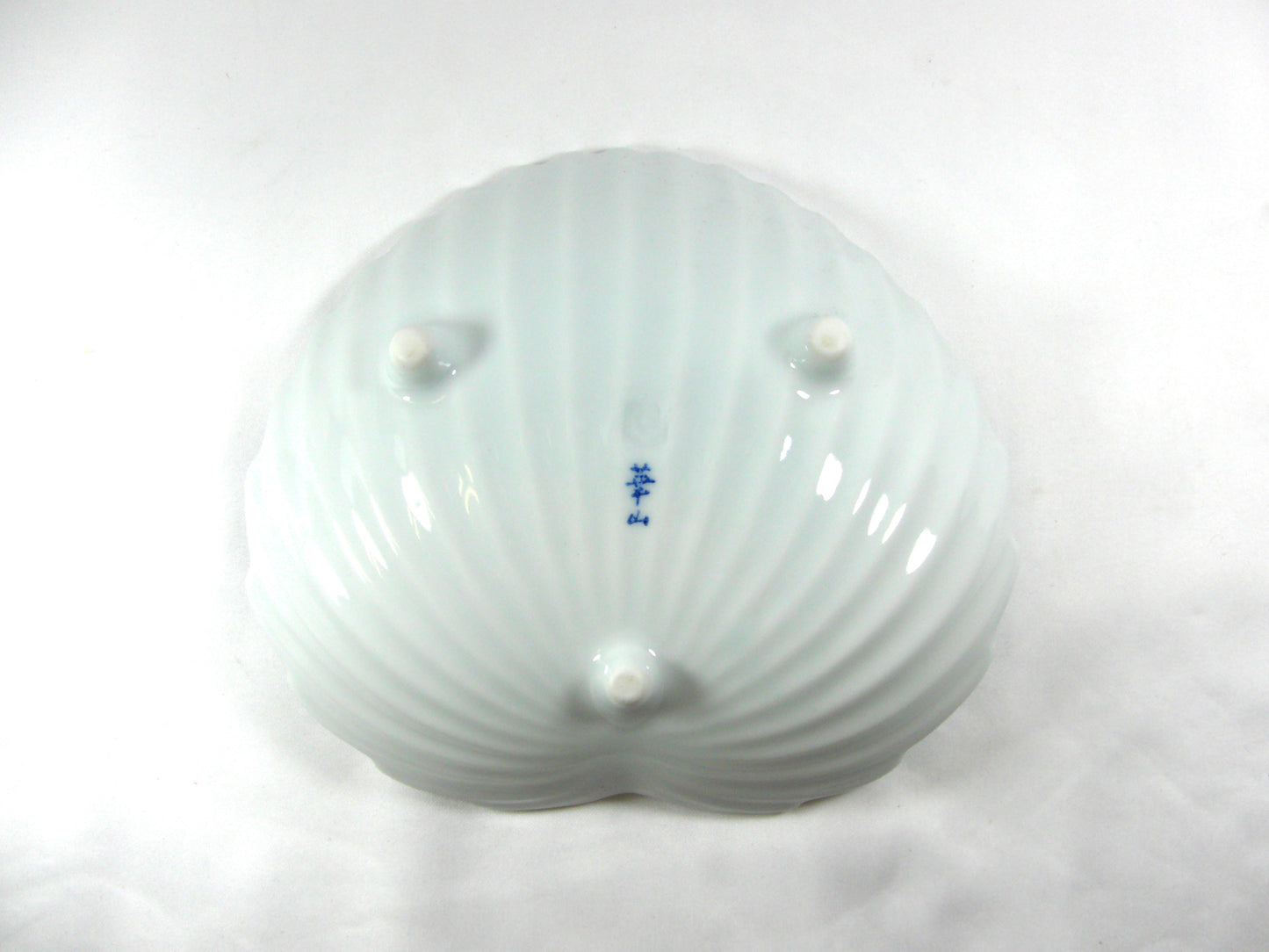 3102-0009 有田焼 華山窯 白磁金彩