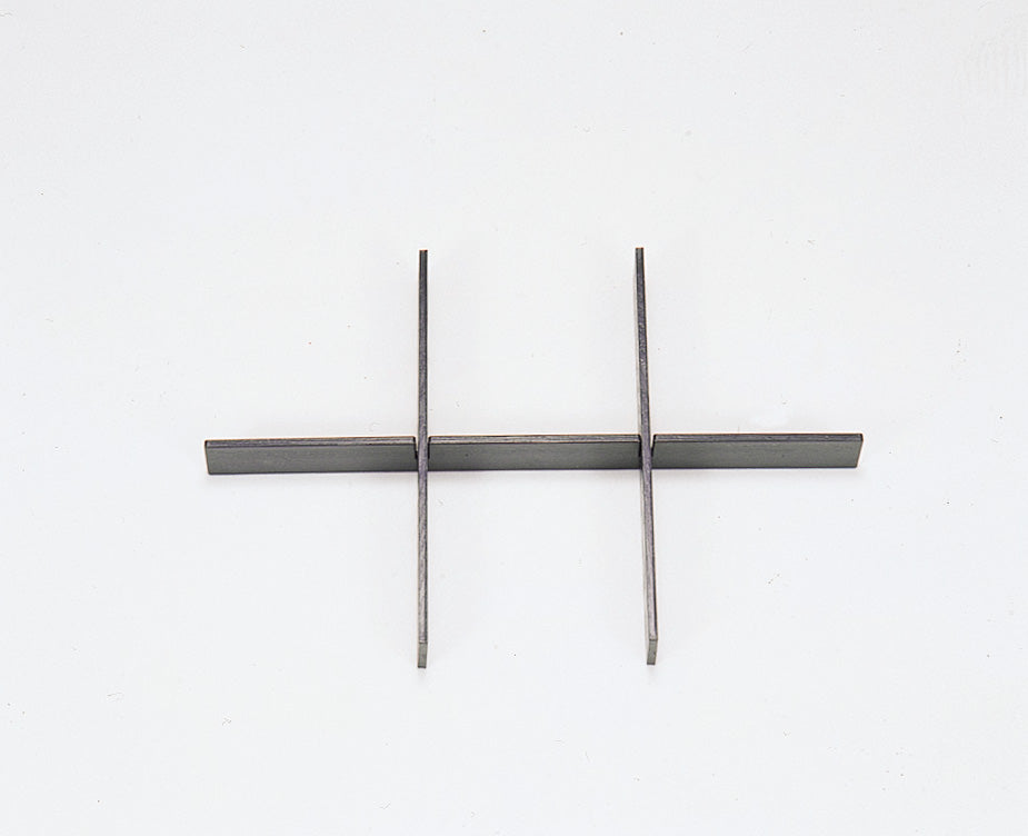 3201-0001
自社製越前漆器(ABS・内塗なし) 尺3木目松華堂(38.5×26.5×H6.5)(身・蓋)