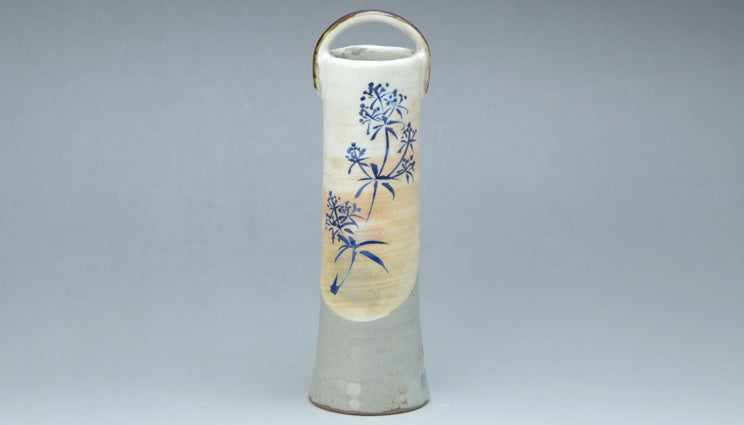 1303-0011 京焼製 一輪挿し 灰釉草花紋4.5φ×H16.5cm