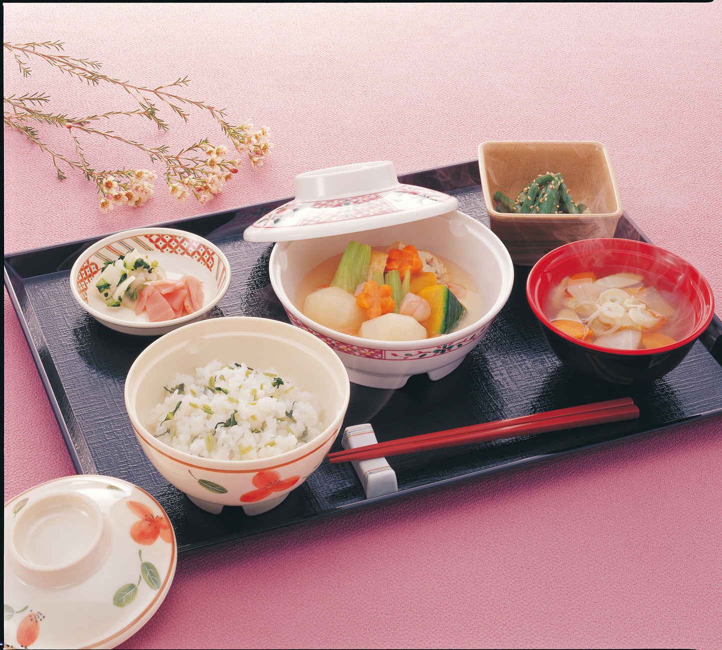3301-0082 メラミン製保温食器 飯碗 里香 目安:白飯200g (身∅13.5×7.2H・510ml 蓋∅12.8×3.6H)