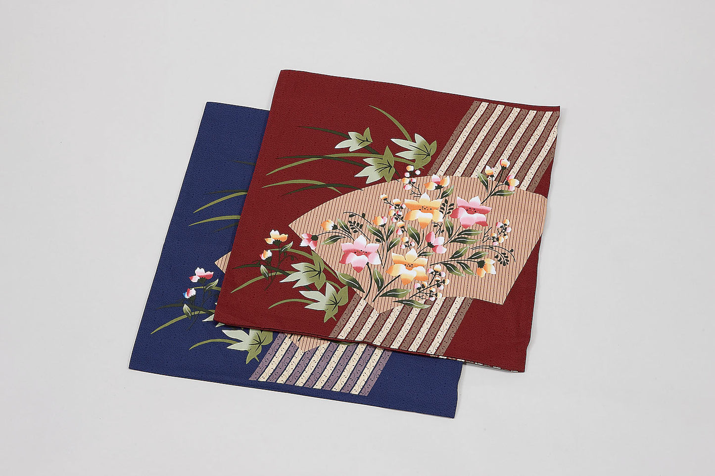 1302-0032 座布団カバー「華扇」(55×59)〈綿〉5枚入り