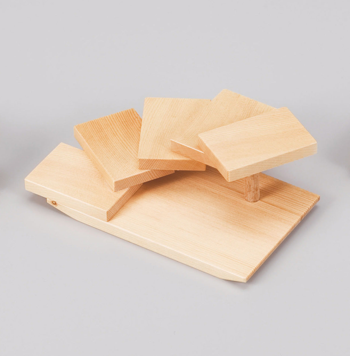 3102-0401　木製（日本製）　ひな壇盛台